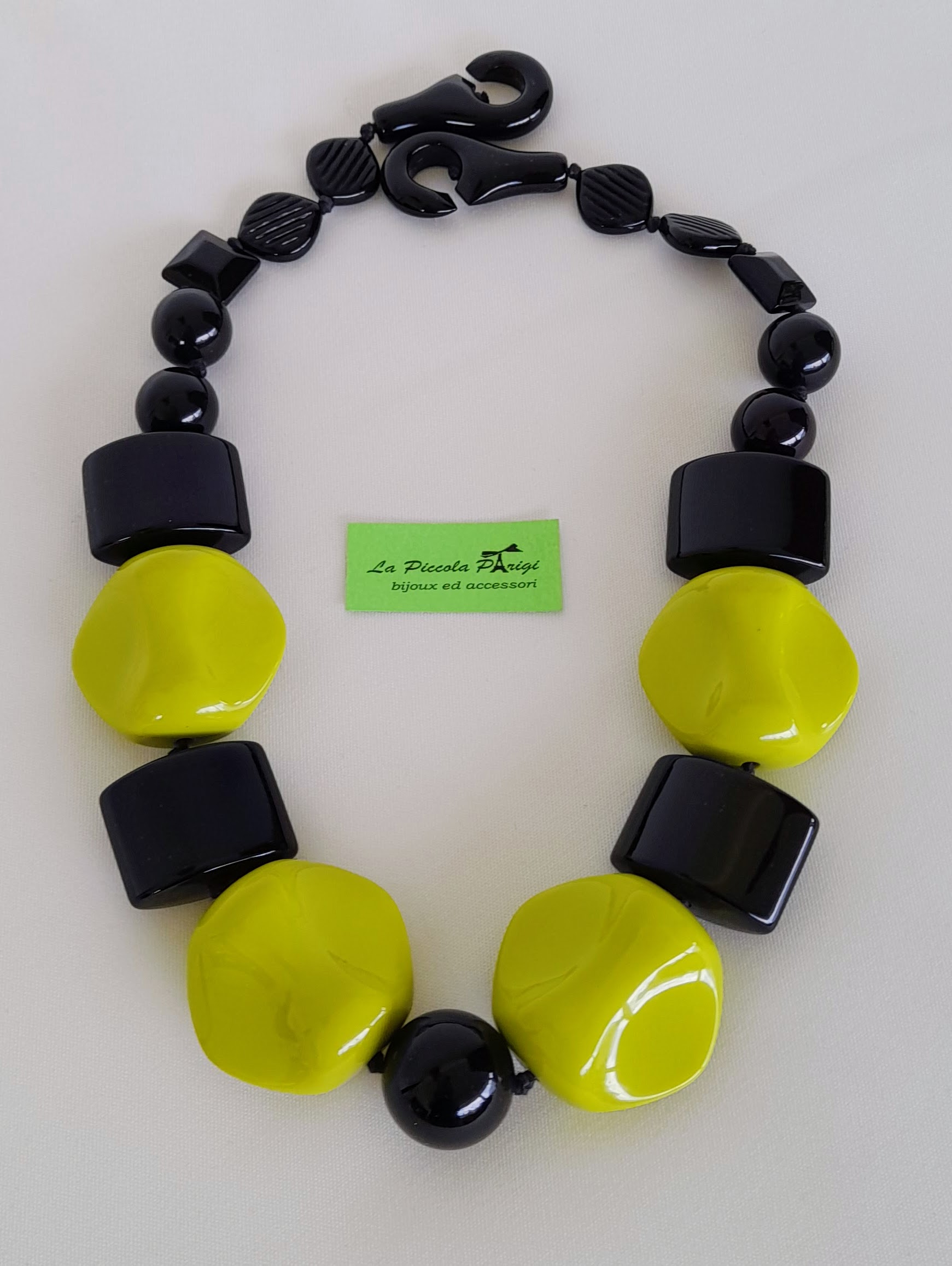 Collana Manon