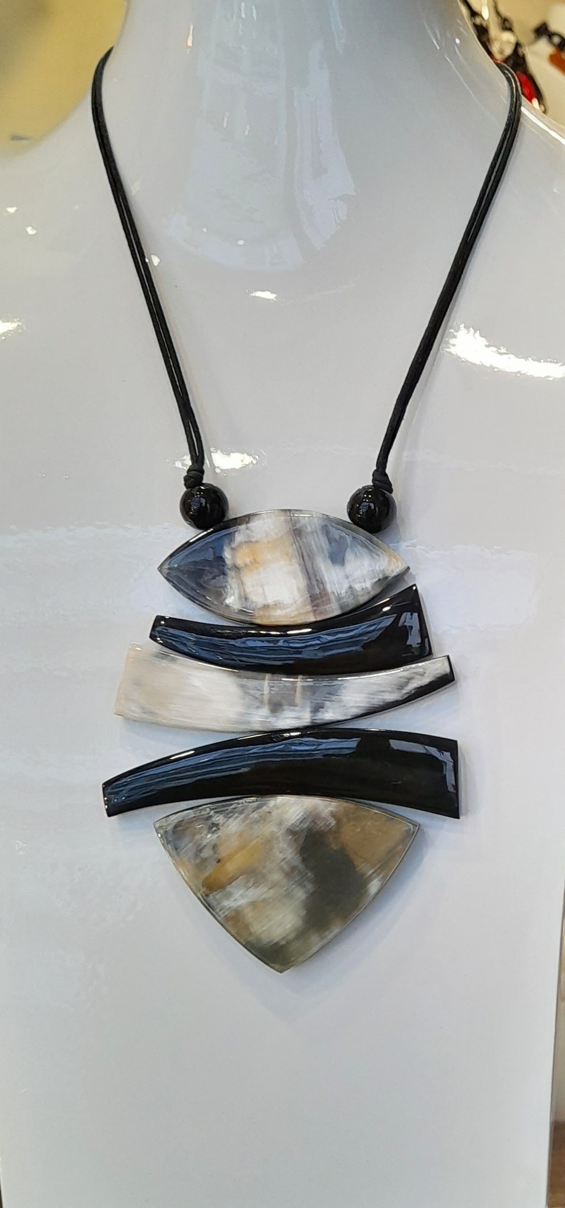 Collana Vadine - immagine 2