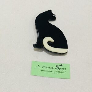 Marion Godart Spilla Gatto Seduto